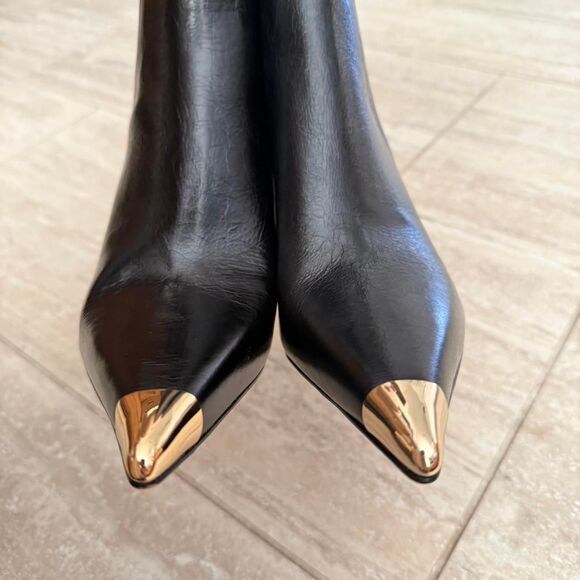 Michael Kors Kasia Leather Black Gold Pointed Toe Heeled Boots booties Sz 7.5 - Picture 5 of 7